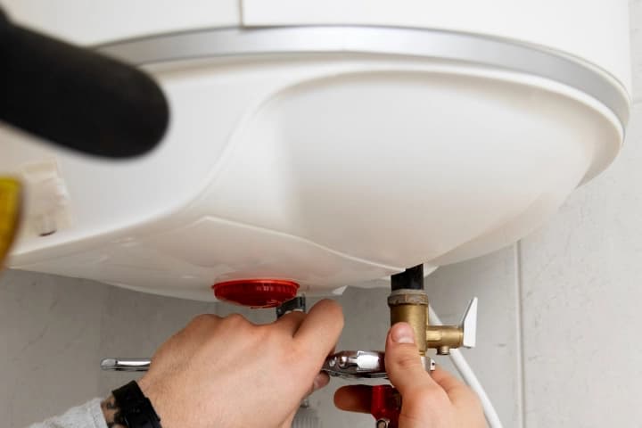 Mon chauffe-eau fait disjoncter mon installation électrique